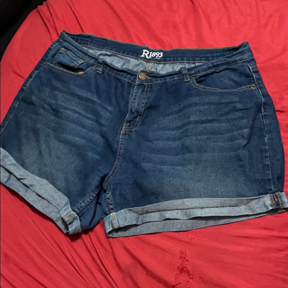 Lue jean Shorts